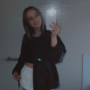 Meet your Posher, Halle